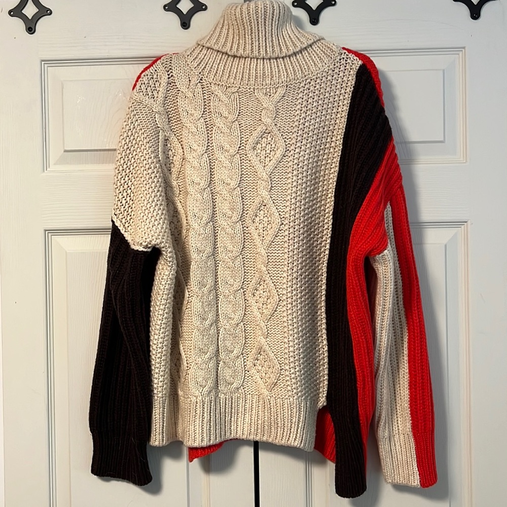 Womens color blocked turtleneck sweater